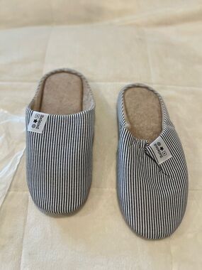 Striped Slip-On Men's House Loafers - Black & White
